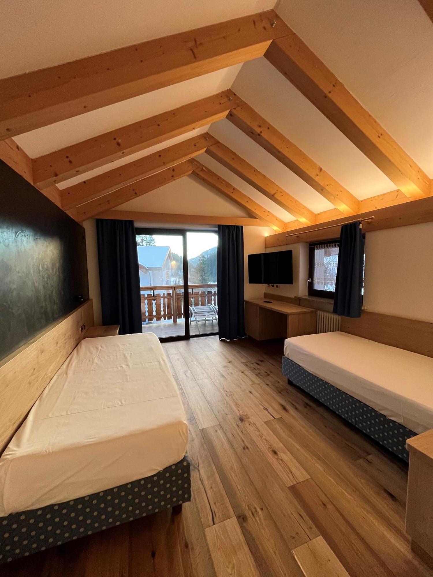 Hotel Terme Antico Bagno Pozza di Fassa Camera foto